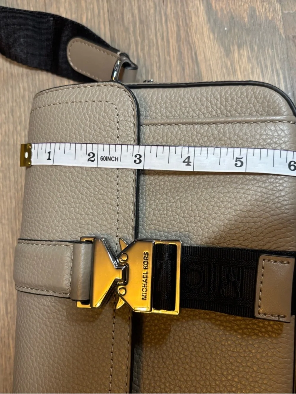 Michael Kors Beige Leather Messenger with Black Strap. NWOT